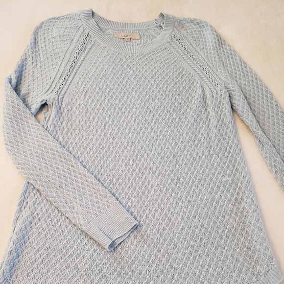 Like new cotton Loft sweater - Picture 2 of 4